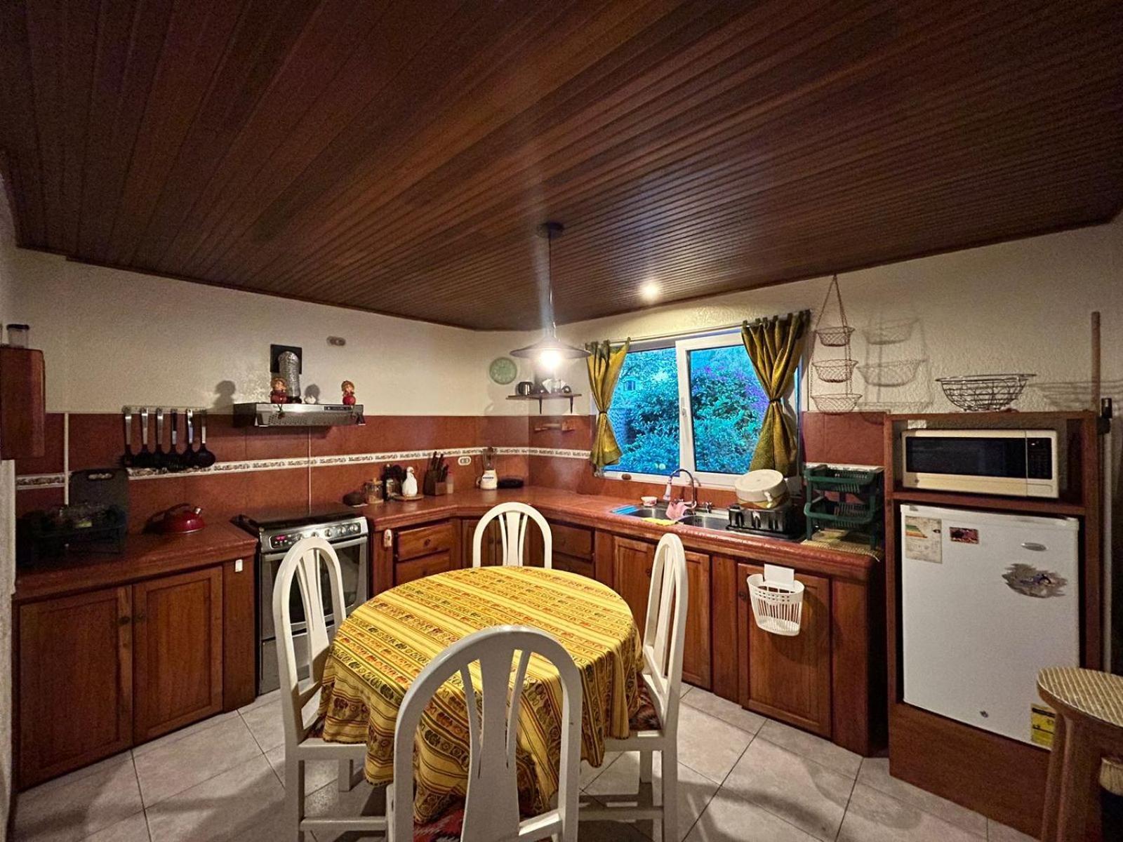 La Casa Del Molino Blanco B&B บาญอส ภายนอก รูปภาพ